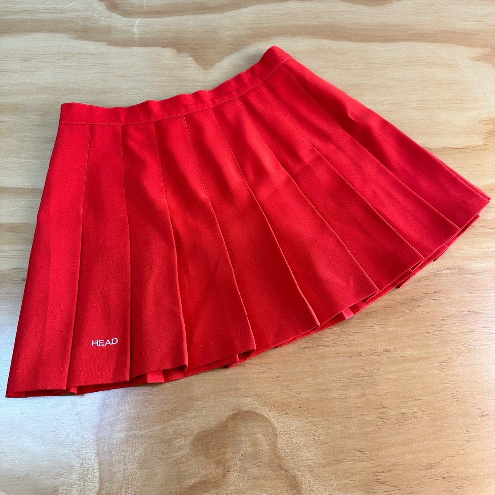 HEAD SPORTSWEAR • red tennis skirt • waist: 30-31”